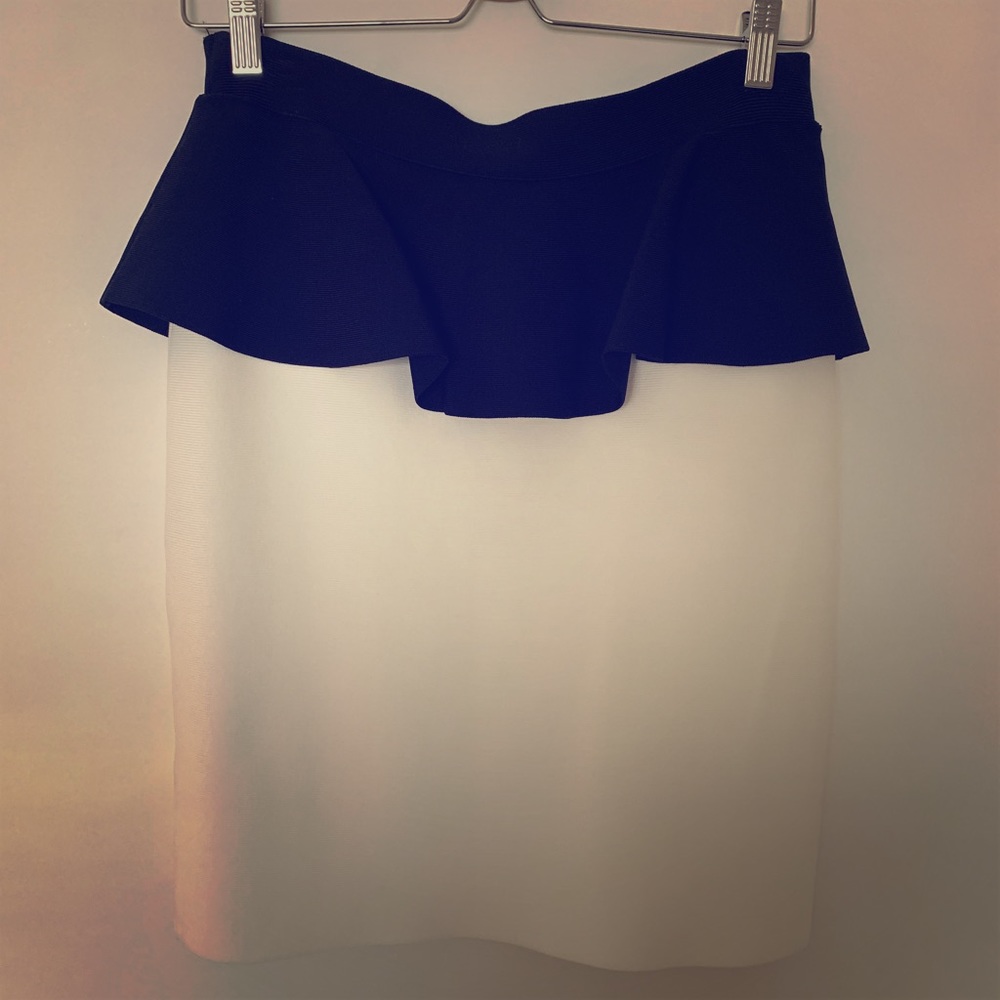 BCBGMAXAZTIA Skirt Size L